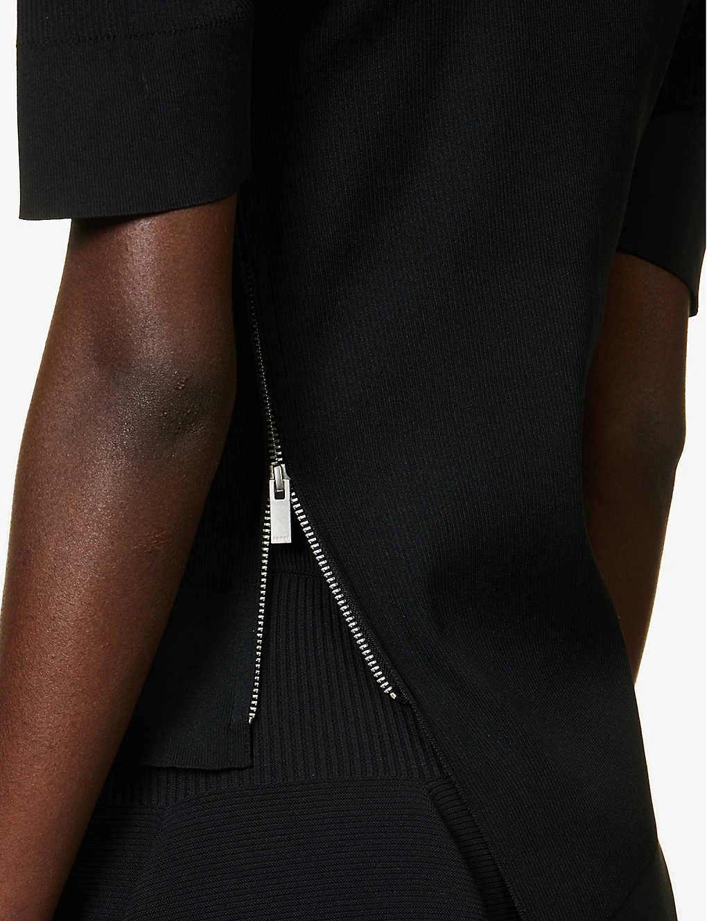 Sacai Cut-out Asymmetric-hem Knitted Top - Image 5